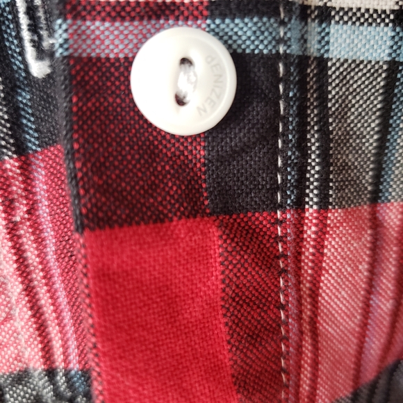 Denizen Men's Plaid Shirt - Picture 12 of 16